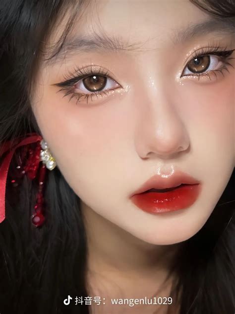 Chinese Douyin Makeup Look Fall Winter Makeup Look Makeup Tones Red