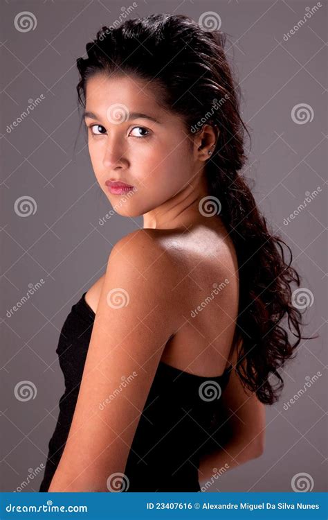 Mujer Latina Hermosa Foto De Archivo Imagen De Gente