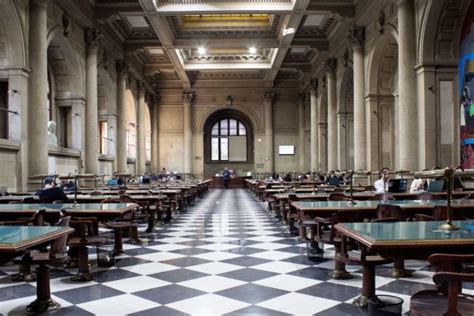 Gu A Para Recorrer La Biblioteca Nacional En El D A Del Patrimonio