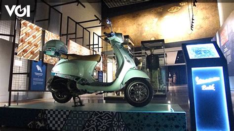 Piaggio Indonesia Tampilkan Vespa Batik Di Museum Batik Indonesia