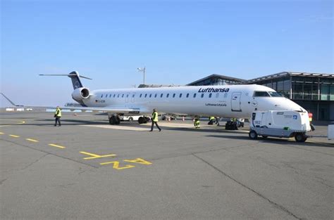 Paderborn Airport: Mehr Passagiere • Westfalen erleben