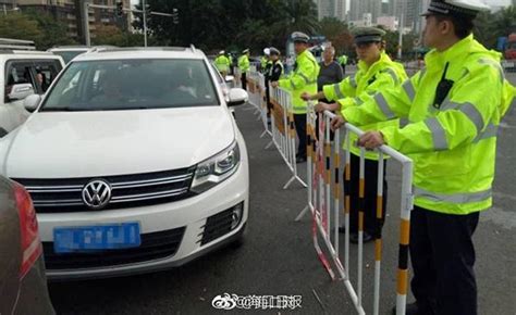 海口秀英港、新海港、南港因大雾停航，滞留车辆超过1万辆