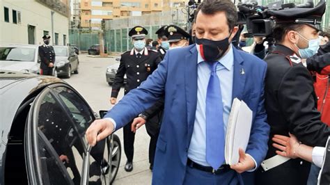 Caso Open Arms Matteo Salvini Rinviato A Giudizio Accusato Di