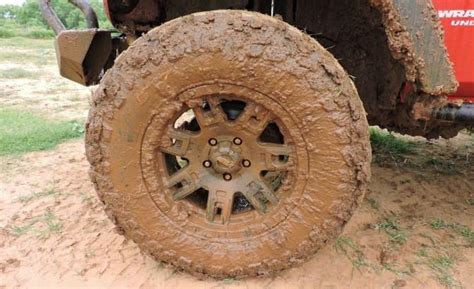 How To Clean Muddy Tires – KevianClean