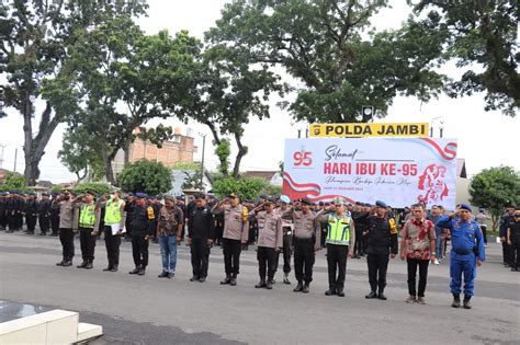 Polda Jambi Gelar Apel Konsolidasi Gabungan Ops Mantap Brata