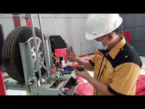 Simulasi Service Berkala Km Daihatsu Xenia Smk Hs Agung Youtube