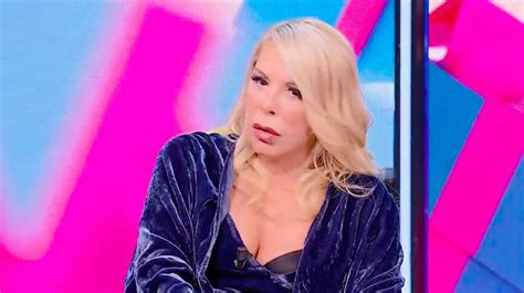 Anna Pettinelli Trasloca Da La Vita In Diretta A Pomeriggio Da