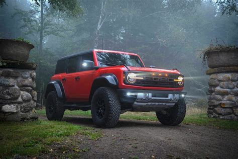 First Drive: 2022 Ford Bronco Raptor is an Outlandish Off-Road Beast