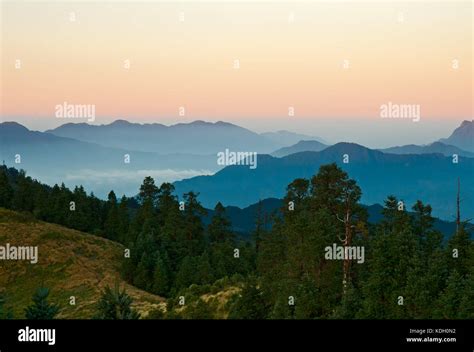 Early morning and sunrise in the Himalayas Stock Photo - Alamy