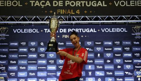 É A FESTA DA TAÇA DE PORTUGAL PASSADOS 50 ANOS O VOLEIBOL FEMININO DO