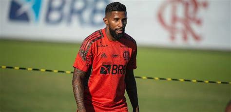 Rodinei volta ao Flamengo chance de mudar status em reforço para