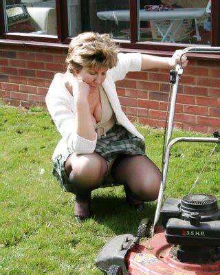 Gorgeous Mature Lady Outdoors Porn Pictures Xxx Photos Sex Images Pictoa