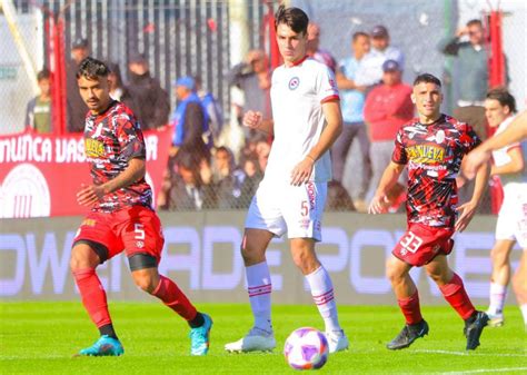 Barracas Y Argentinos Juniors Igualaron En Cero En El Estadio Claudio