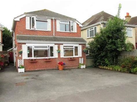 Property Valuation 159 Portsmouth Road Lee On The Solent Gosport