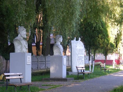 Primăria Municipiului LUPENI Foto