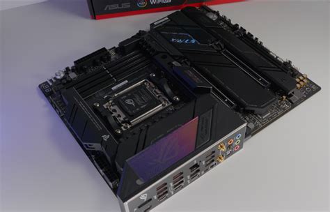 Asus ROG Strix X670-E Gaming WiFi review: Everything a gamer needs | PCWorld