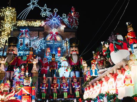 Come Visitare Le Luci Di Natale Di Dyker Heights A New York Hellotickets