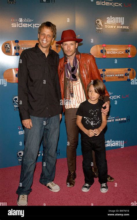 Tony Hawk Scott Weiland Noah Hi Res Stock Photography And Images Alamy