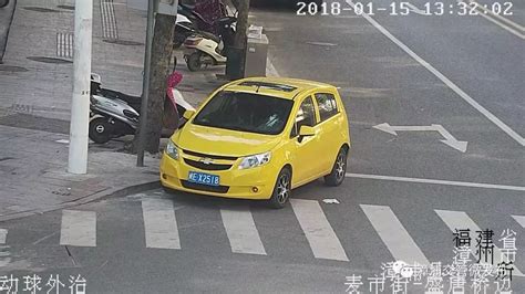 【安全曝光】爱车县府路违停，迎宾大道这个路口违规行驶，高清被拍！搜狐汽车搜狐网