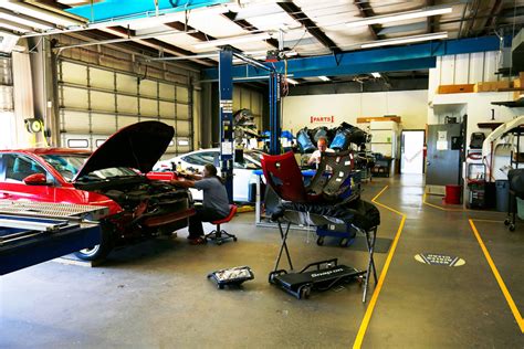 Auto Body Collision Repair Shop