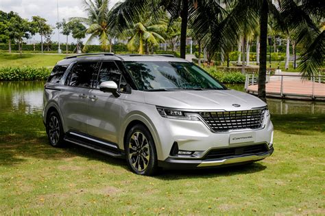 KIA Carnival 2022 Chiếc xe rộng nhất dành cho gia đình Việt