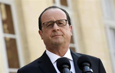 Grèce François Hollande réunit un Conseil restreint pour faire le point