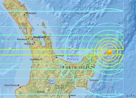 Tsunami But No Damage After Powerful 7 1 Quake Jolts New Zealand