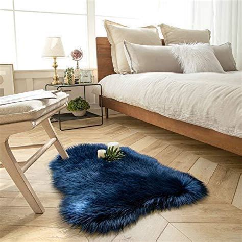 Ashler Faux Fur Rug Fluffy Shaggy Area Rug Ultra Soft 2 X 3 Feet