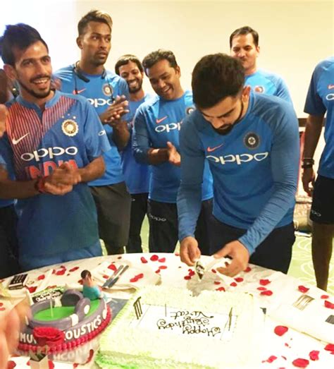 This is how Virat Kohli celebrated his 29th birthday (Photos)