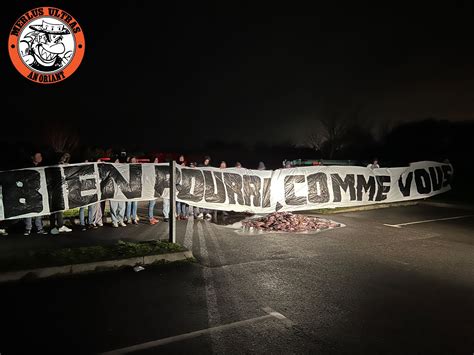 400 quilos de peixe podre a reação da claque do Lorient à goleada