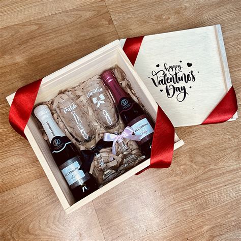 GIFT BOX SAN VALENTIN RICCADONNA Detalove