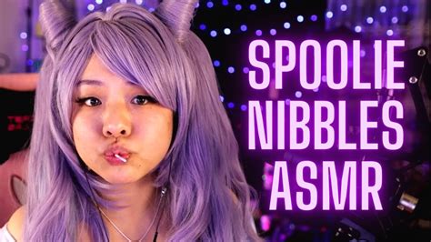 ASMR Spoolie Nibbling Mouth Sounds Face Touching Brushing Mic