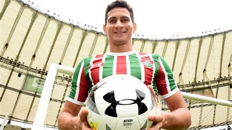 gol de barriga de Ganso Fluminense avança na Copa do Brasil Esportes