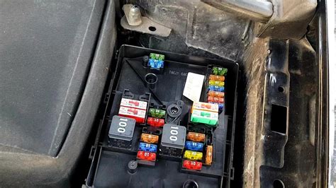 All Fuse Box Locations Vw Golf Mk6 Youtube