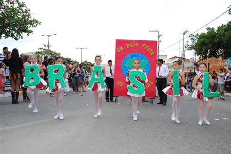 Educand Rio Alegria De Saber Desfile C Vico De Setembro