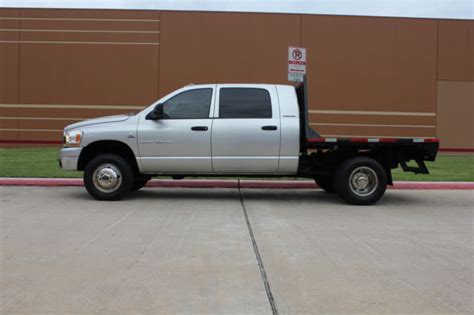 6 Speed Manual Flatbed 2006 Ram 3500 5 9l Cummins Diesel 4x4 Mega Hauler Megacab