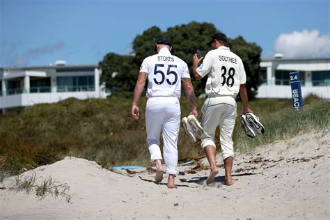 Tim Southee And Ben Stokes On The Beach With The Test Series Trophy