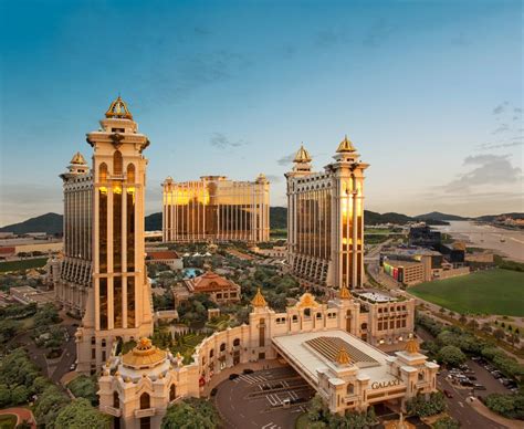 Top 10 Best 5 Star Hotels In Macau