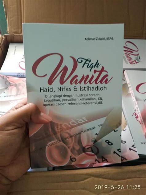 Buku Fiqih Wanita Dilengkapi Ilustrasi Berwarna