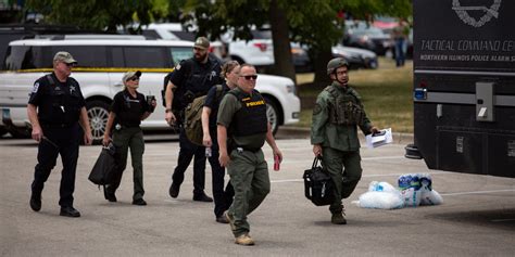 États Unis Une Fusillade Dans Un Défilé Du 4 Juillet Près De Chicago