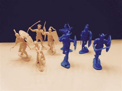 LOD Enterprises War Of Troy Ancient Greek Plastic Figures Set