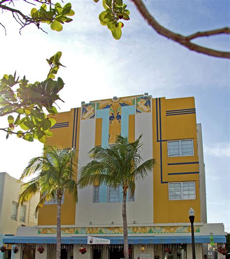 Art Deco - South Beach - Miami Beach Photograph by Richard Krebs | Fine ...