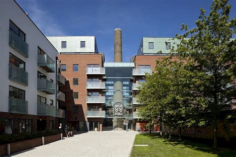 Hornsey Road Baths → Pollard Thomas Edwards