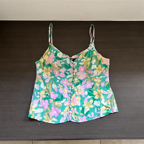 Sports Girl Floral Top Size 8 Message Before Buying Depop