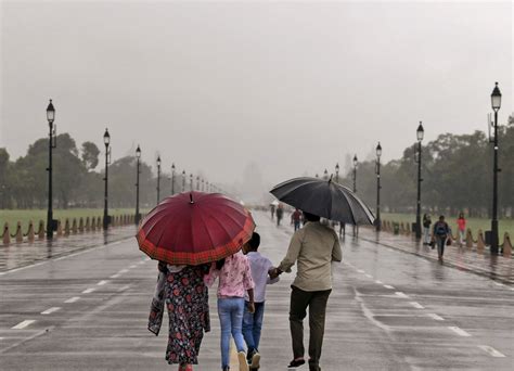 Weather Update Imd Issues Heavy Rainfall Alert For Maharashtra