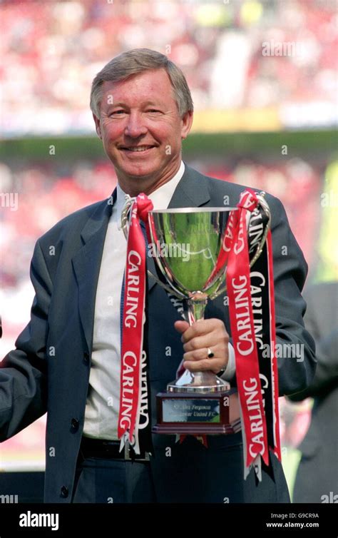 Manchester United Manager Sir Alex Ferguson With The Fa Carling Premiership Manager Of The Year