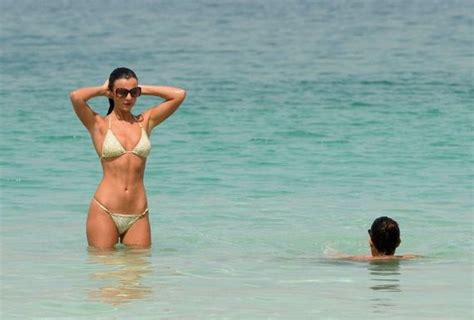 Lucy Mecklenburgh Bikini Candids In Dubai Barnorama