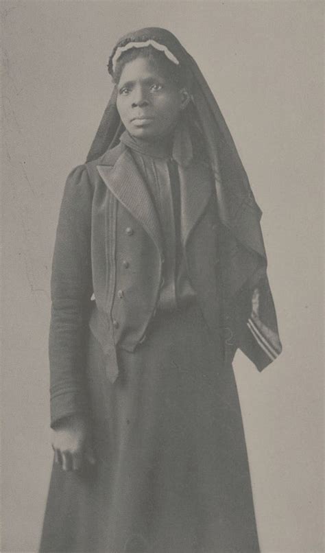 Angels of the Battlefields: Portrait Photos of Nurses During American ...
