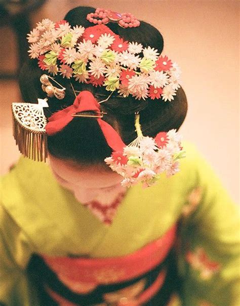 Kanzashi Is A Traditional Japanese Hair Ornament For Women The History