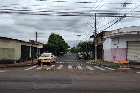 Ruas No Quintino Facci Ii Em Ribeir O Preto S O Interditadas Para